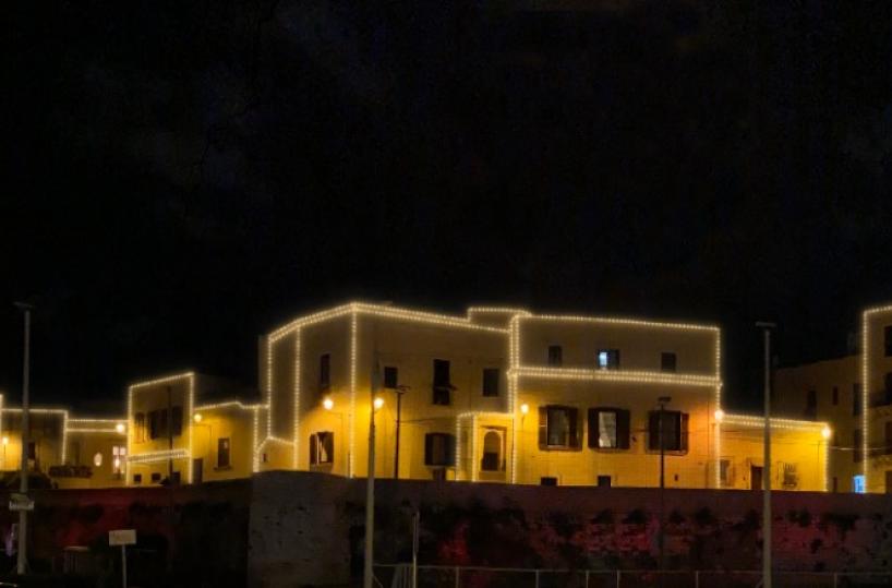 Covid 19 a Bari, saltano gli eventi di Natale ma non mancheranno le luci, l'albero e la musica