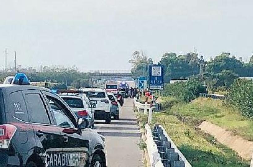 Ostuni, scontro tra moto sulla Brindisi-Bari: muore 45enne, ferito l'altro motociclista 