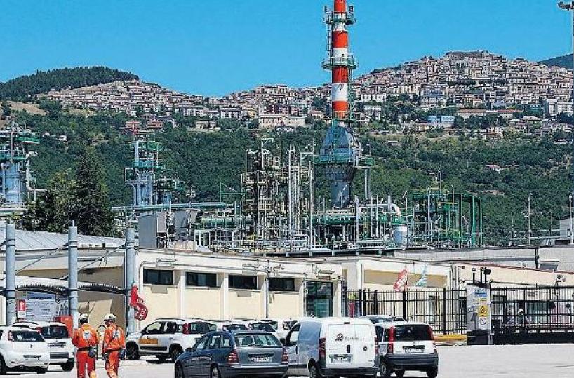 Potenza, vertenza indotto Eni: rischi e lavoro da salvare