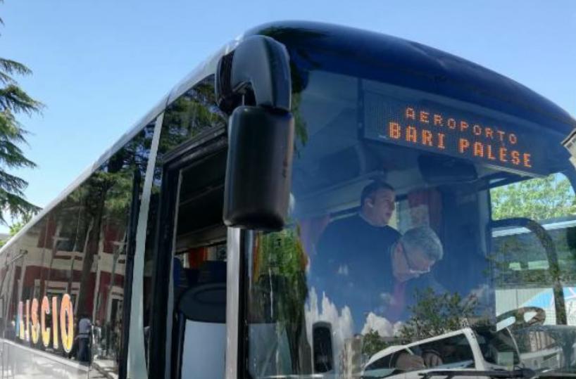 Matera, potenziate le navette per raggiungere l'aeroporto di Bari: la Regione stanzier&agrave; risorse