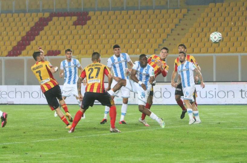 Il Lecce torna a vincere dopo un mese: contro il Pescara finisce 3-1