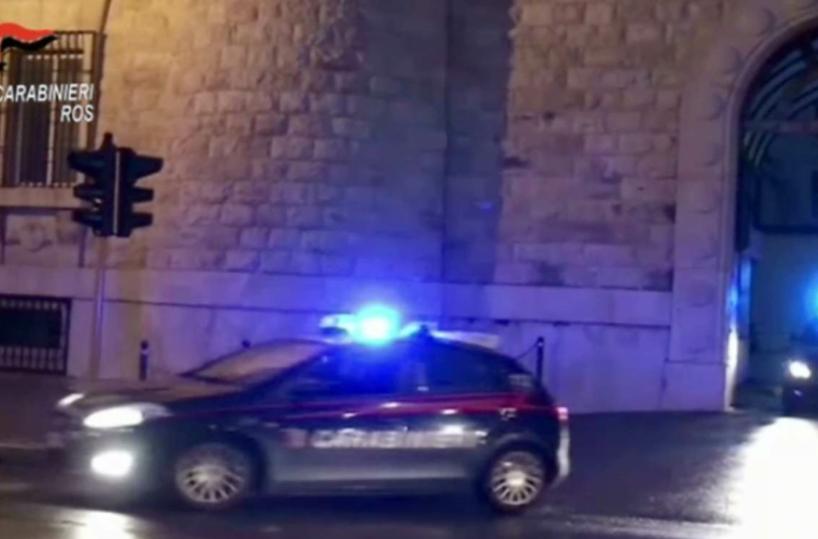 Bari, operazione Pandora: «Nella 'mafia storia' pure Mercante-Diomede»