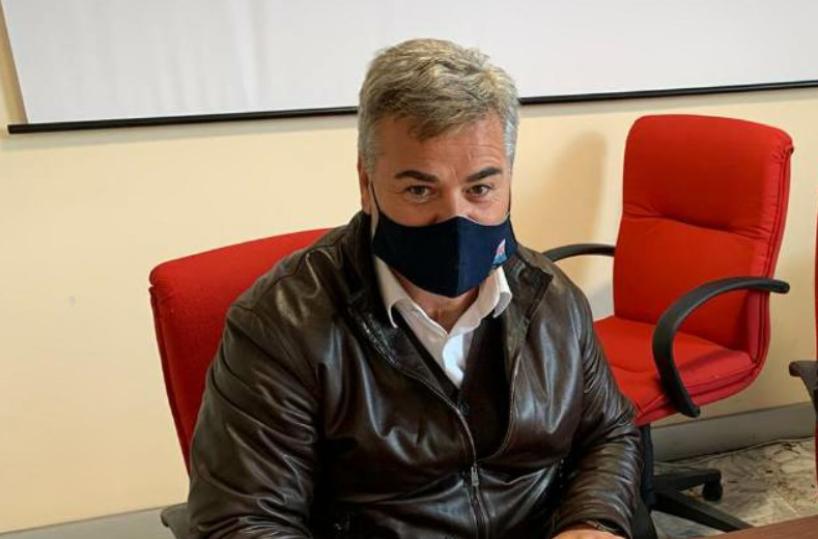 Foggia, il sindaco Landella scrive ai cittadini: «Troppi ragazzi senza mascherina, famiglie fate più attenzione»