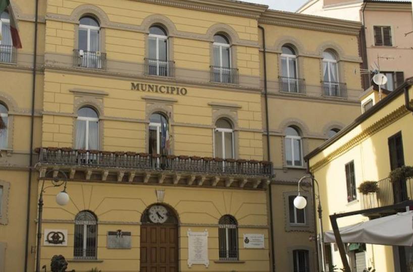 Potenza, 4 dipendenti positivi al Covid: chiusa sede del Comune 