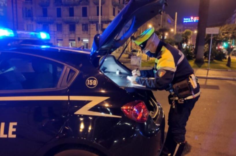 Bari, a spasso dopo festa privata nonostante coprifuoco: multati studenti Erasmus