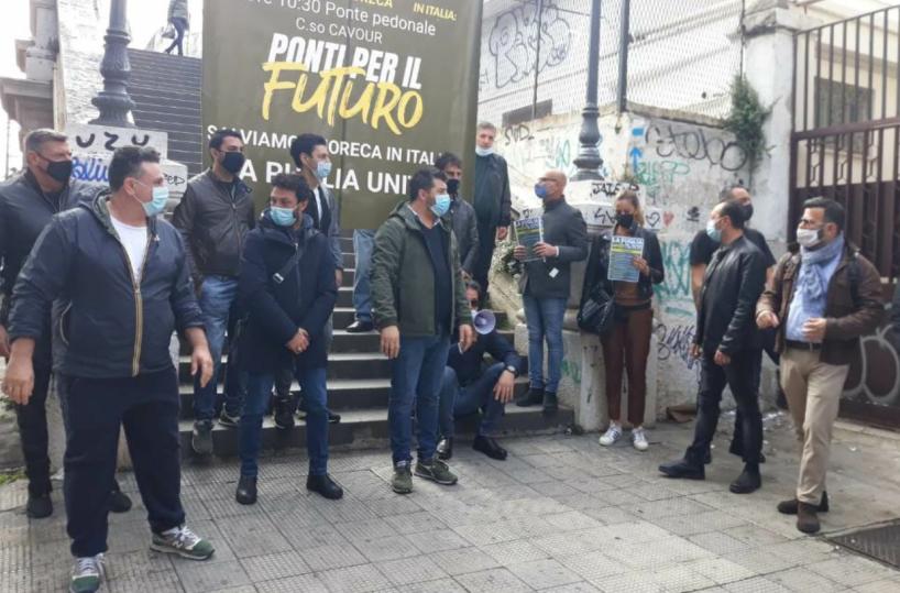 Bari, festa senza brindisi per i ristoratori: «Situazione drammatica, ora è tragica»