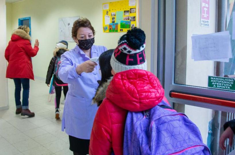 Scuole aperte in Basilicata: test a tutti gli studenti, ma 18 sindaci rinviano le lezioni