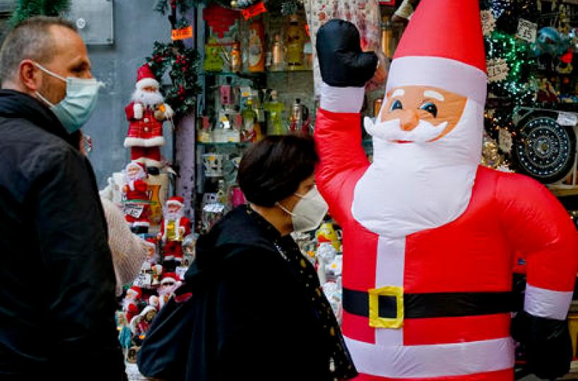Natale e Capodanno in zona rossa: cosa si può fare e cosa no? Ecco le Faq del Governo