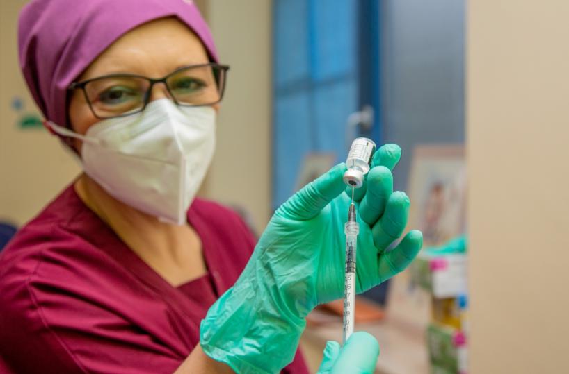 Vaccini anti covid, in Basilicata somministrate 7.261 dosi (52,8%)