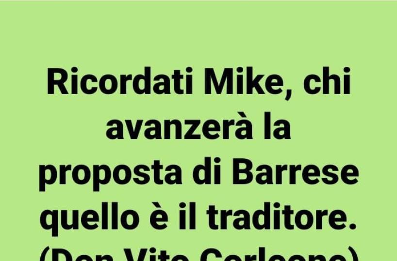 Canosa, arriva la mozione di sfiducia al vicesindaco: il politico replica sui social citando Il Padrino