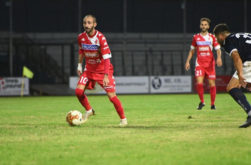 «Il Bari è forte e organizzato, la Turris giovane e sbarazzina»