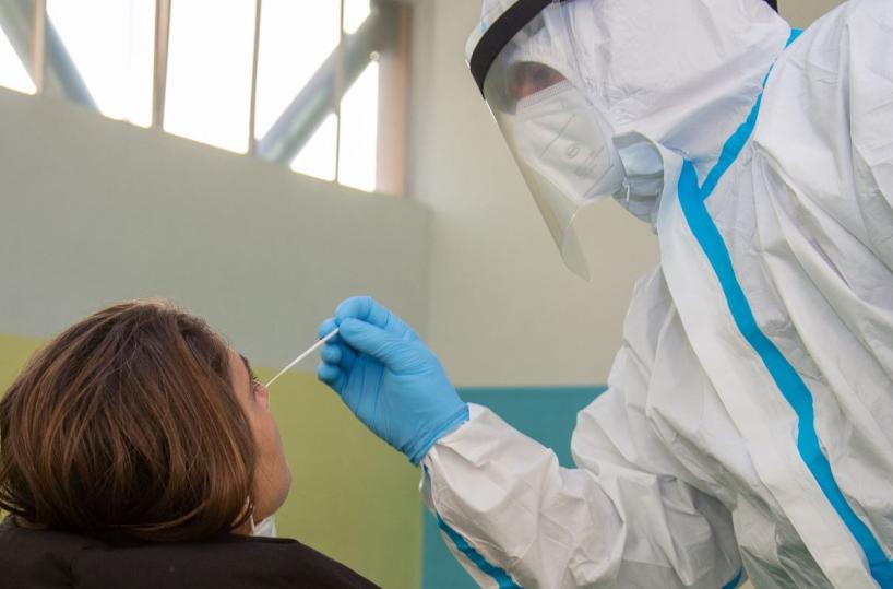 Covid in Puglia, cresce tasso positività (13,6%): 1.162 nuovi contagi su 8.500 tamponi. Altri 23 decessi