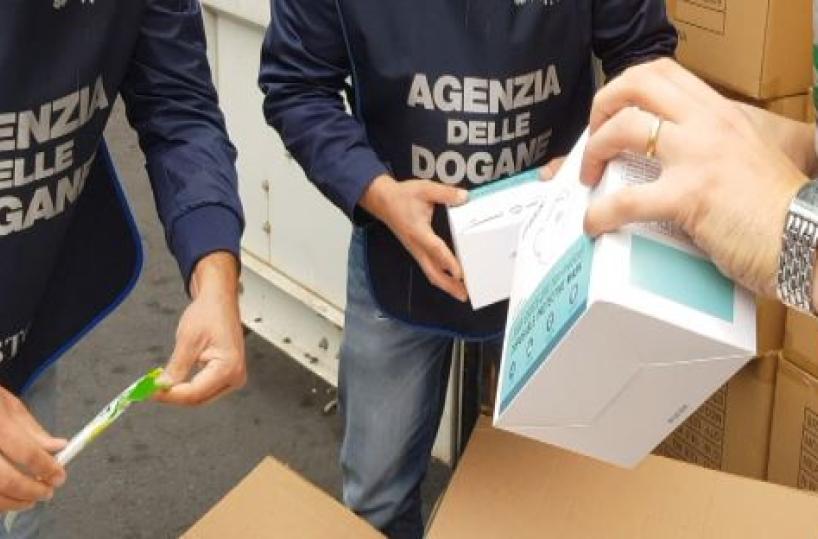 Boom di mascherine sequestrate alle dogane di Puglia e Basilicata