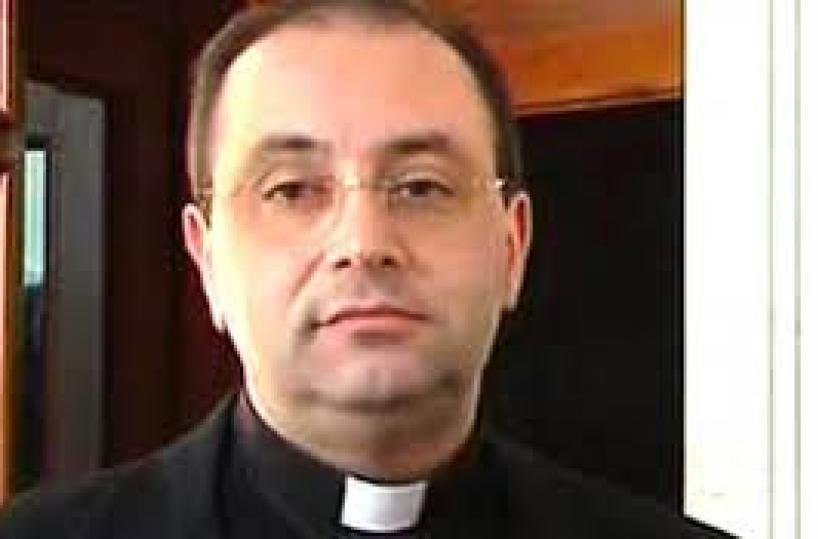 Sacerdote lucano «spretato» da Papa Francesco: molestie sessuali ai militari