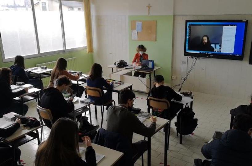 Potenza, rientro a scuola regolare: concluso ieri screening di studenti e prof 