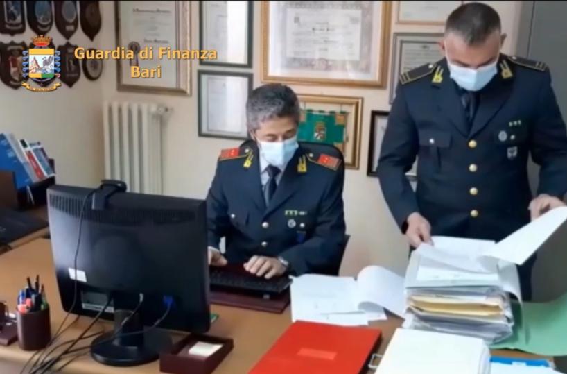 Gravina, doveva raccogliere i soldi giocati nelle slot, ma li rubava: sequestrati beni a imprenditore