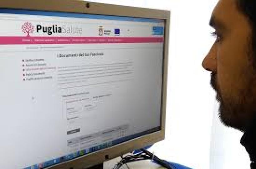Vaccini anti Covid, via alle prenotazioni per over 80enni: tutti i numeri 