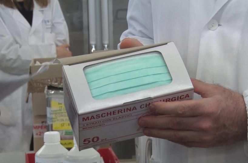 Truffe su gel e mascherine, 7 indagati tra farmacisti e commercianti