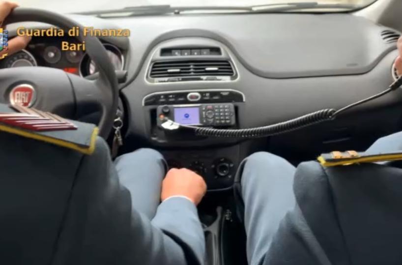 Altamura, ottengono illecitamente contributi agricoltura per 218mila euro: 3 denunce