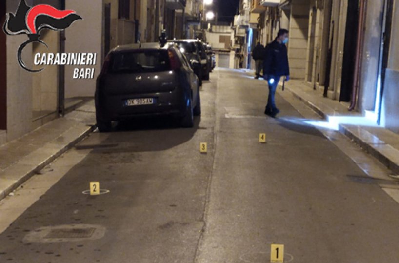 Andria, Far west in strada per motivi passionali: ferito 29enne, in cella il killer