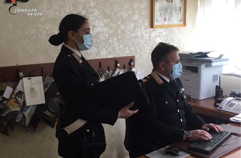 Matera, ai domiciliari ma percepiscono reddito di cittadinanza: due denunciati