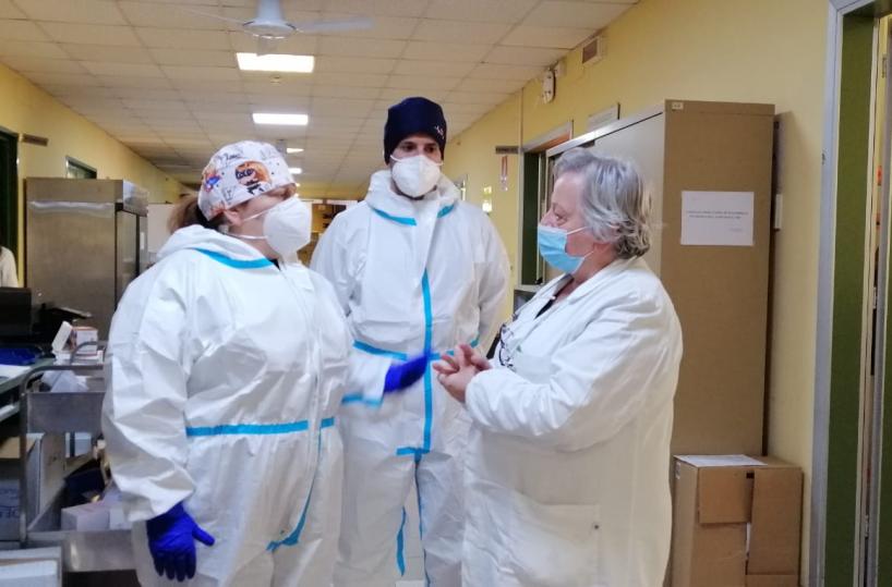 Vaccini in Puglia, Lopalco: «Lo stop ad AstraZeneca non altera la campagna»