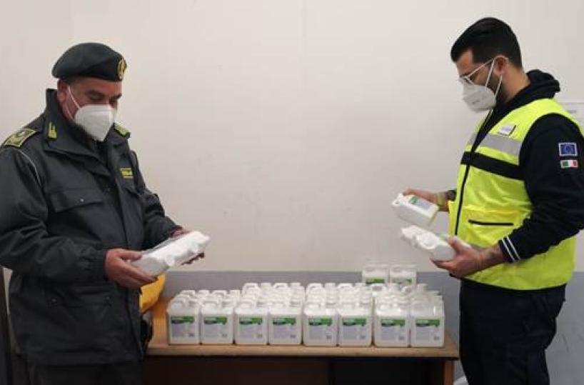 Brindisi, sequestrati al porto farmaci per animali dalla Romania 