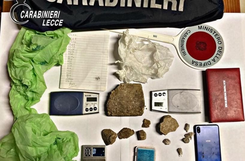 Galatina, fermato dai carabinieri con mezzo chilo di eroina: arrestato