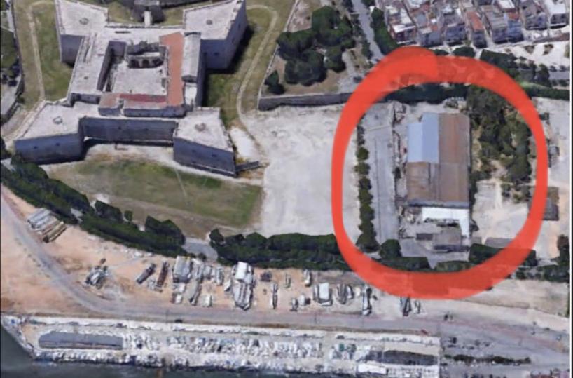 Barletta, no al supermercato vicino al Castello