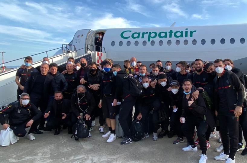 Lecce, Corini ride di orgoglio: «Sono i punti che pesano di più»