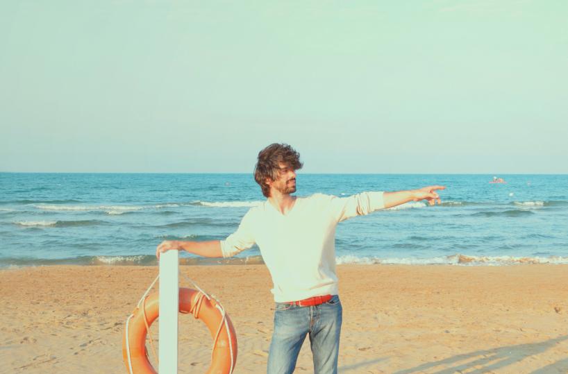 «Aspetto Primavera», l'invito in musica di Luca Marino a rinascere dopo una stagione di paura