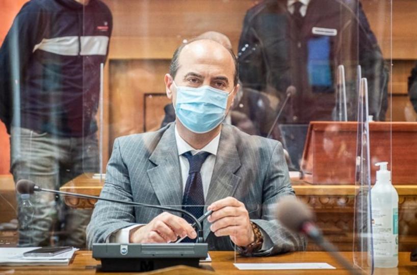 Corato, sindaco De Benedittis positivo al Covid: «In prima linea ma senza vaccini»