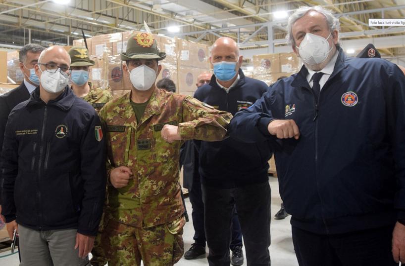 Vaccini, in Puglia poco personale rispetto a popolazione