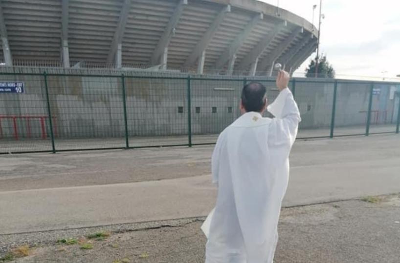 Il Lecce perde in casa da due giornate: ora lo stadio Via del Mare è «benedetto»