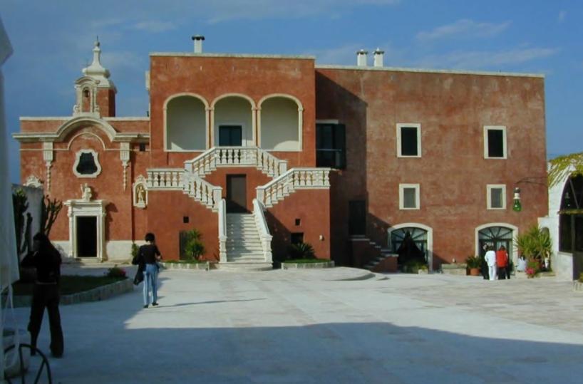 Bari, tutti pazzi per la vacanza in masseria
