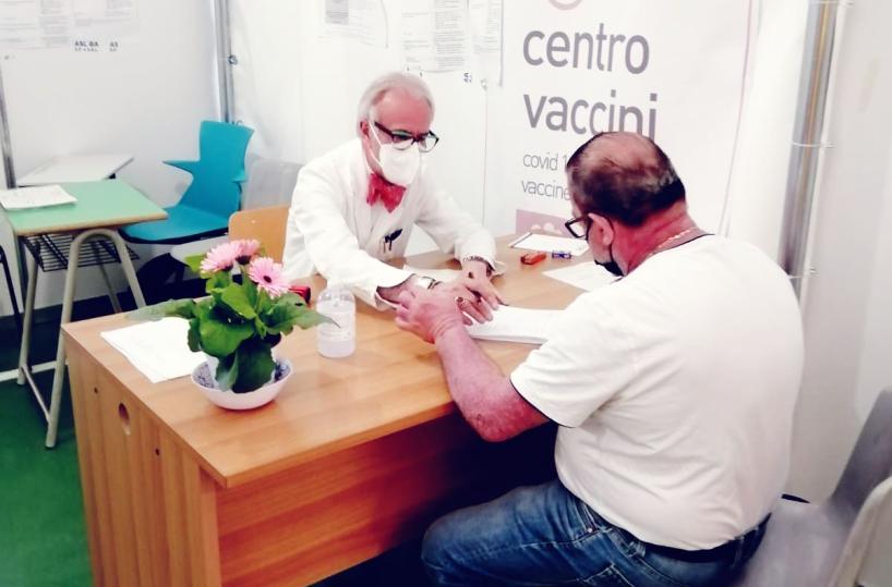 Vaccini in Puglia, usato il 95,9% dosi: arrivate altre 45mila
