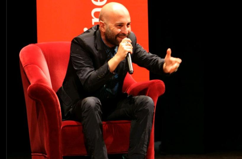 Lecce abbraccia Giuliano Sangiorgi: «Bello sentire le vibrazioni di un pubblico amico»