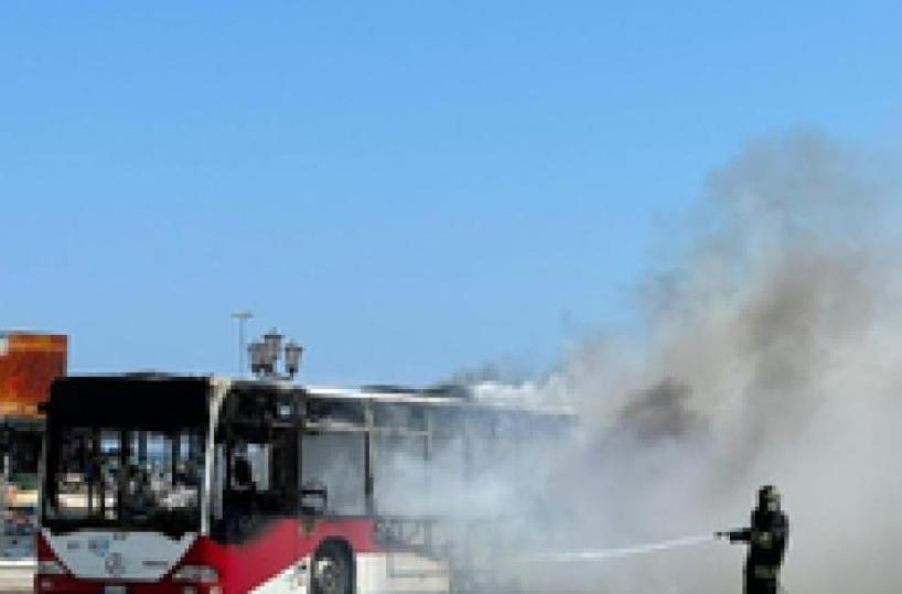 Bus prende fuoco, BariEcoCity chiede dimissioni vertici Amtab