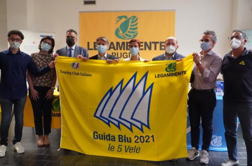 Bari,  le 5 Vele di Legambiente sventolano su tutta la Puglia