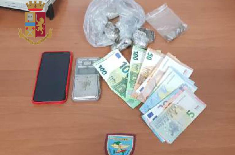 Cavallino, droga nella scarpiera: arrestato 31enne
