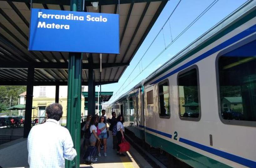 Ferrovie: l'ad di Rfi sarà in Basilicata per esame opere
