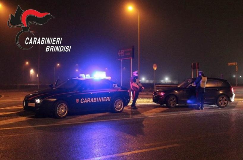 Brindisi, cocaina nascosta nel risvolto dei pantaloni