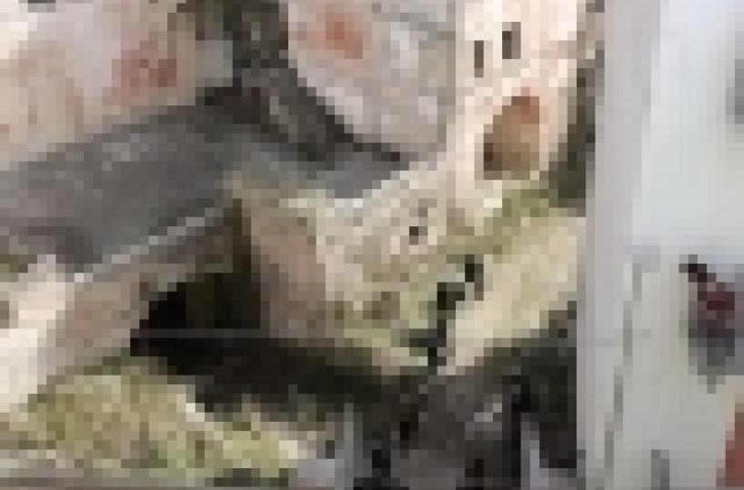 Sigilli alla «casa delle cento stanze»