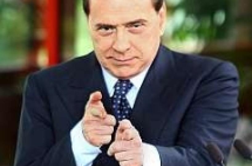 Berlusconi "spara" a giornalista