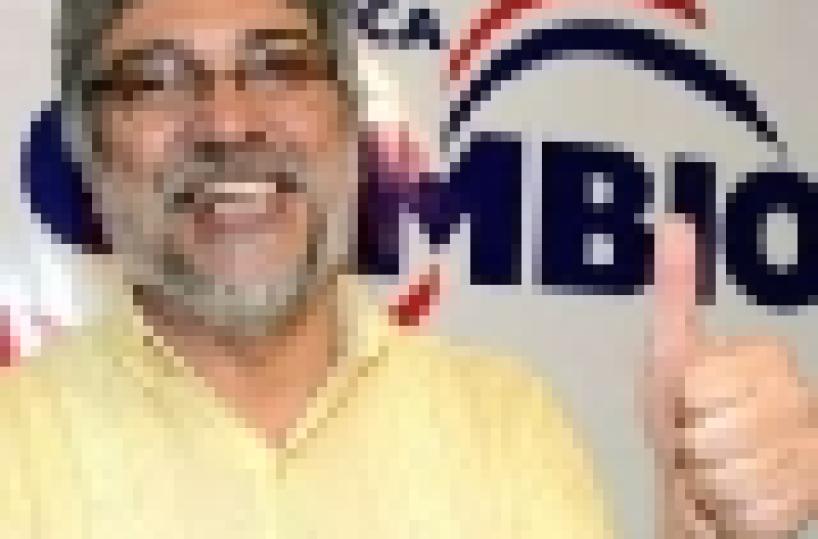 Paraguay - Ex vescovo, Fernando Lugo, eletto nuovo presidente 