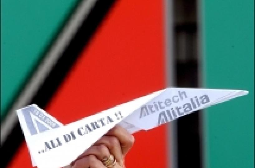 Ex lavoratori Alitalia pugliesi: Abbandonati da mesi. Ora basta