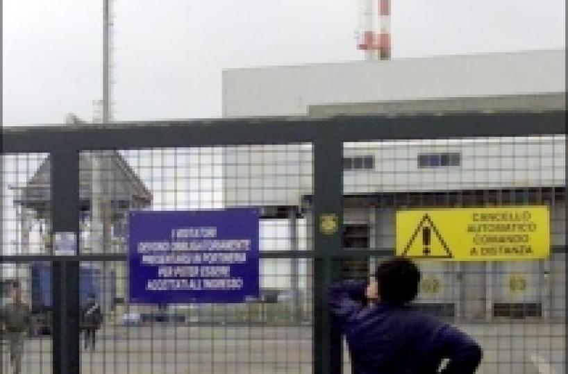 Fusti sospetti: Cc sequestrano l’inceneritore di Brindisi