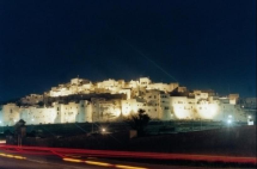 Ostuni, sparatoria davanti a discoteca due giovani feriti