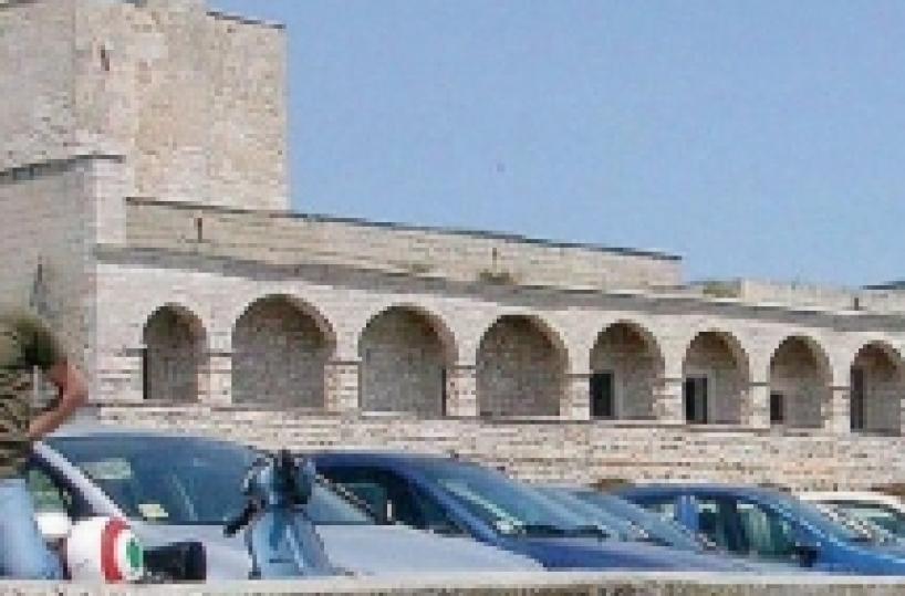 Trani, ristorante nella chiesa
