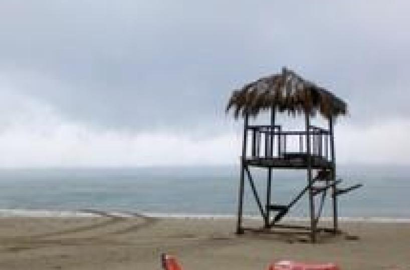 Padre e figlia rischiano di affogare a Termoli